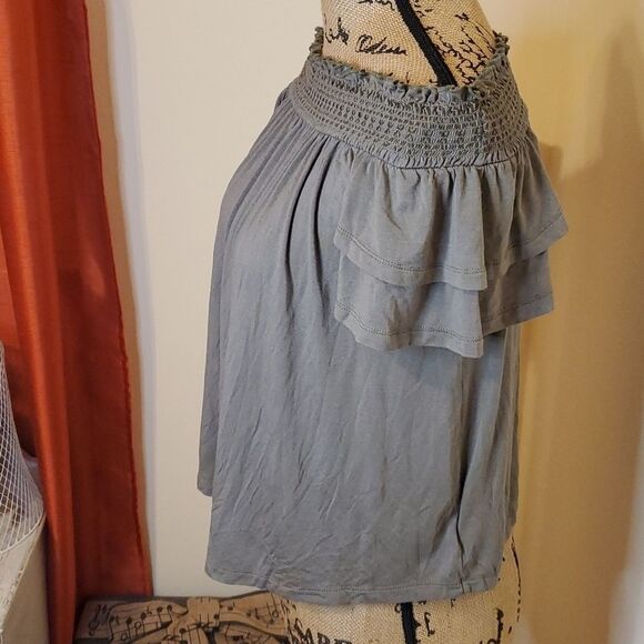 NWT American Eagle Soft & Sexy olive green top size Medium - Picture 3 of 7